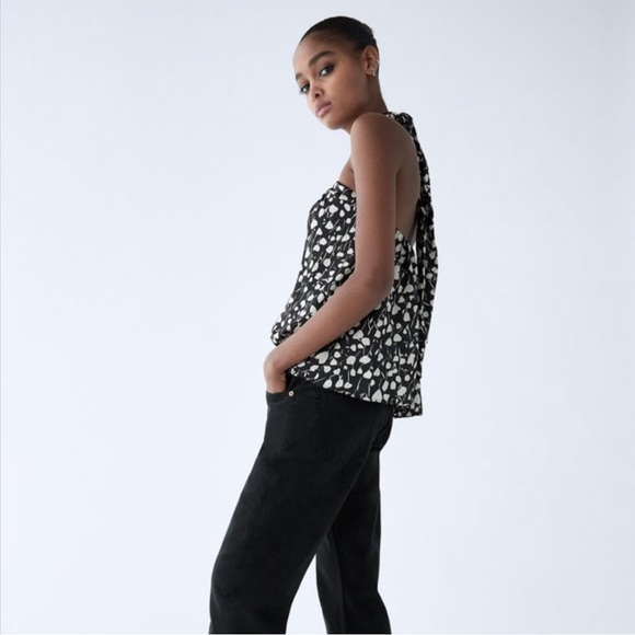 Zara Satin Print Halter - Picture 3 of 7
